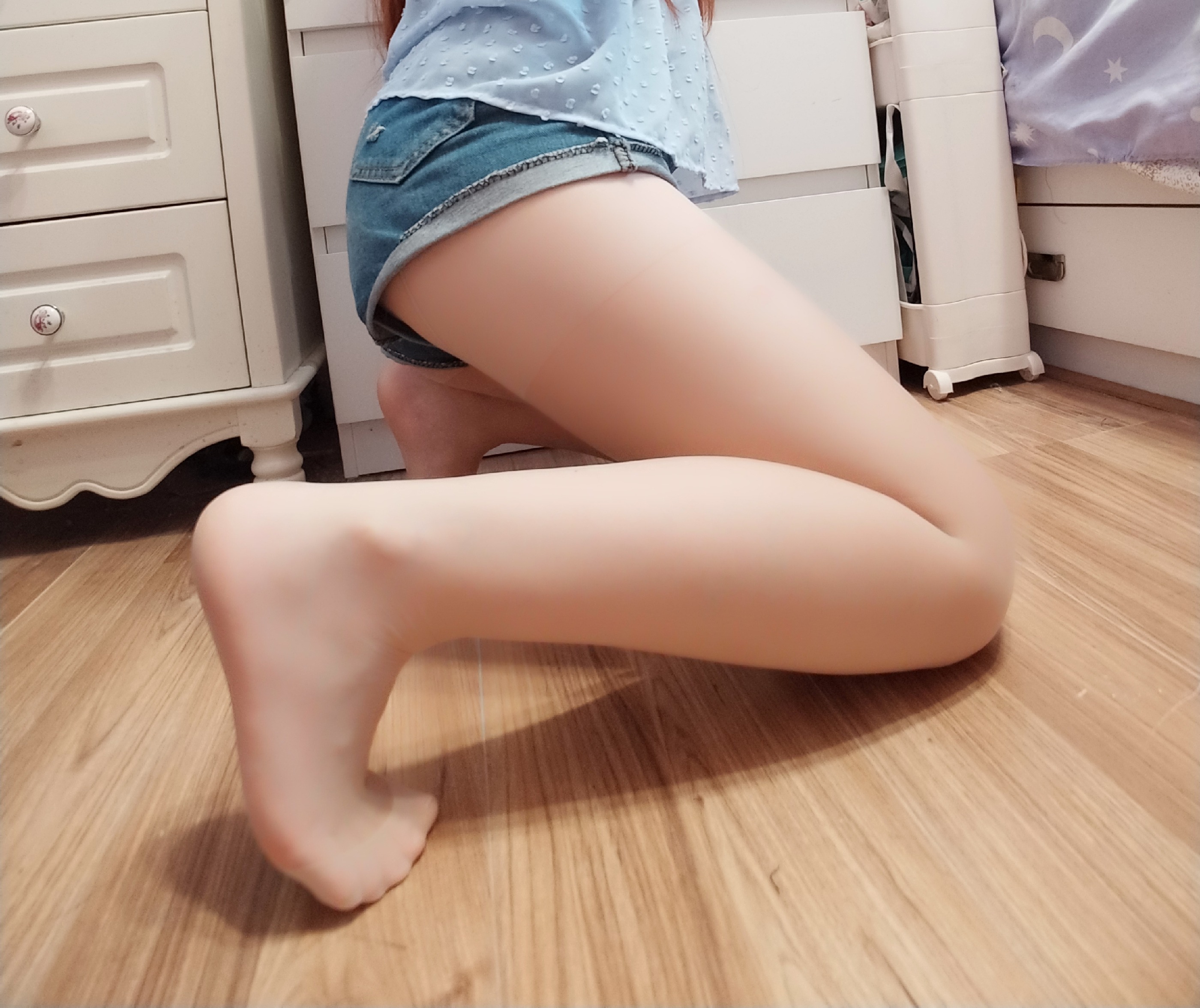 图片[1]-古川 – NO.043 热裤肉色丝腿 [32P]-XikXak